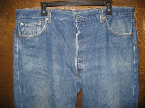 Levis 501 Herren Straight Fit Jeans Gr. 42x32 Blau Denim Button Fly Classic