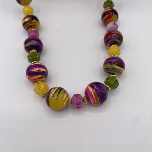 Vintage Mod Swirled Lucite Acrylic Chunky Candy Marble Bead Orb Planet Necklace! - Picture 3 of 6