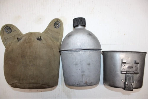 US Military Issue WW2 Water Canteen with Cup 1944 Canvas Pouch Khaki JC64