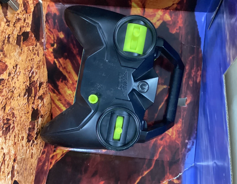 Air Hogs, Thunder Trax RC Vehicle, 2.4 GHZ - Image 4 of 4