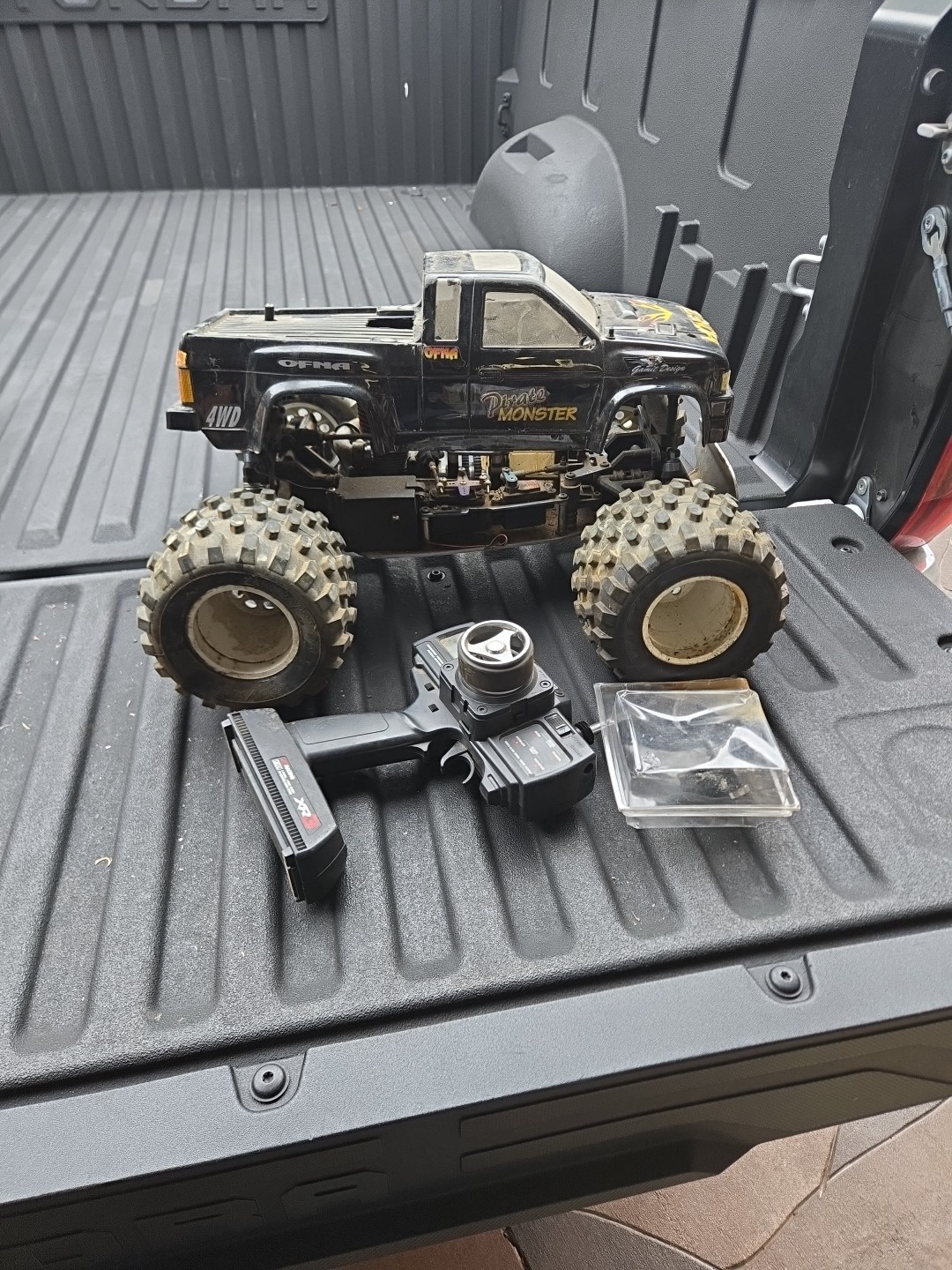 Vintage 1/8 Ofna Monster Pirate Rc Nitro Truck