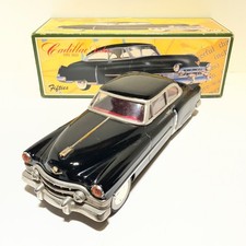 FIFTIES Cadillac Sedan Type 1950 Tin Toy Car - Shonandai