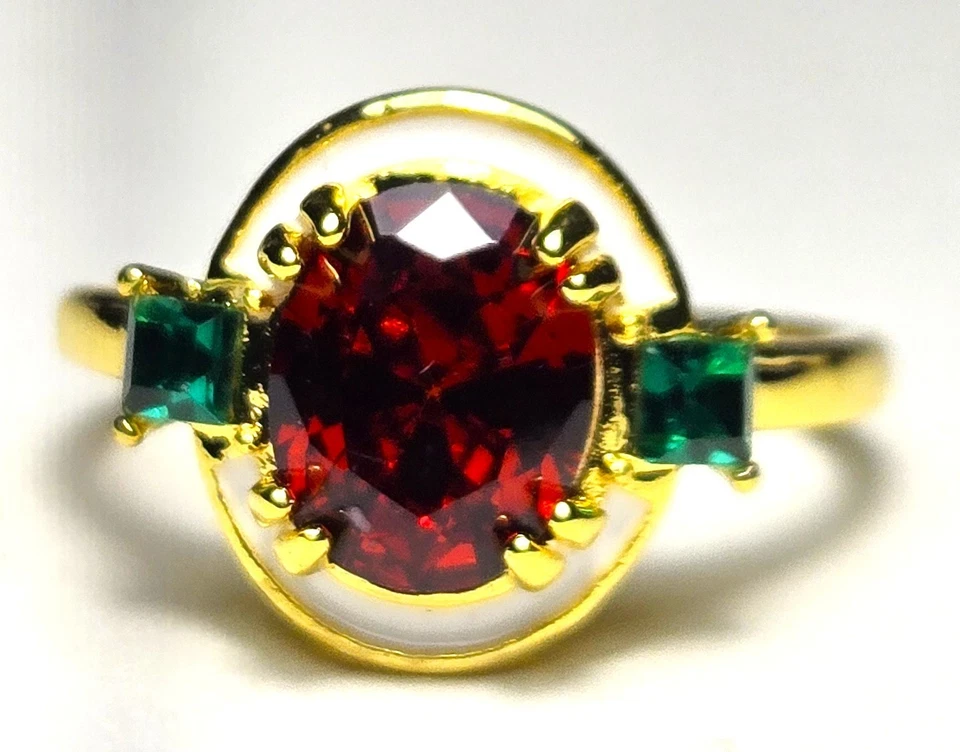 Vintage Art Deco Style Oval Lab Created Garnet & Emerald with White Enamel Ring - Image 2 of 4