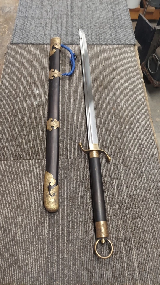 DAO CHINO CON BROCADO TEMPLO CAJA DE PRESENTACIÓN Y BOLSA DE ESPADA DE SEDA A JUEGO!! Foto 4 de 4