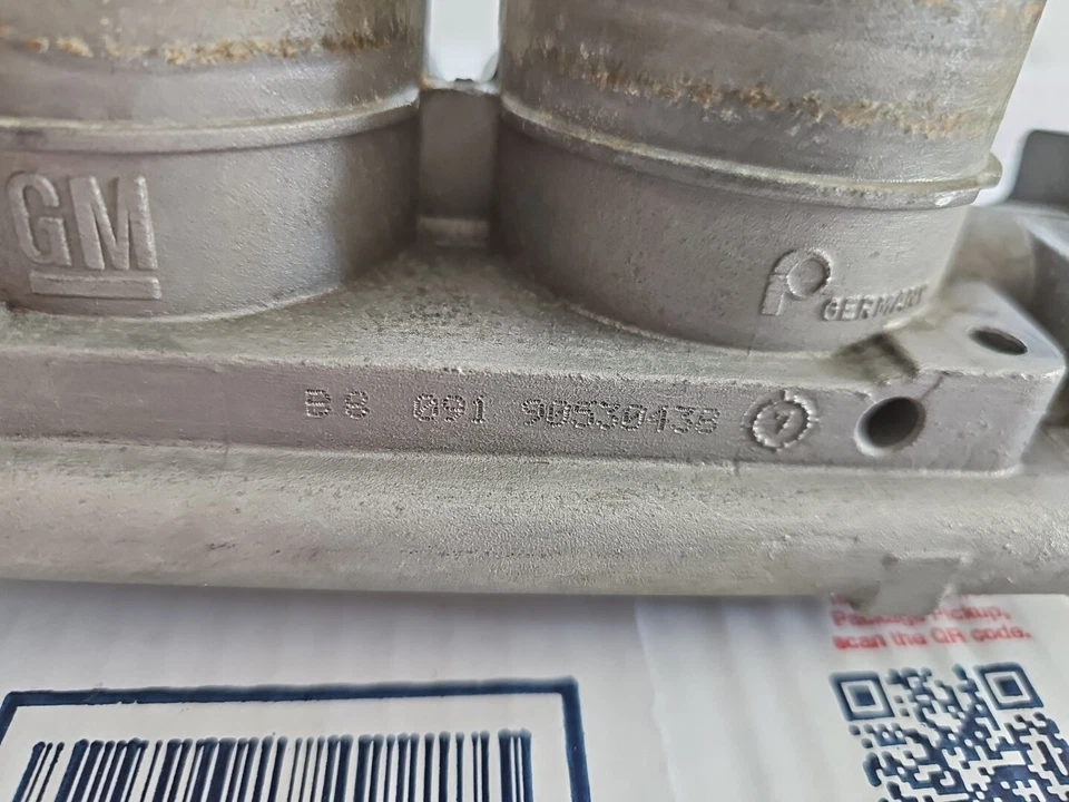 Cuerpo del acelerador de inyección de combustible usado se adapta a: Cadillac Catera 1998 carrocería del acelerador Foto 3 de 4