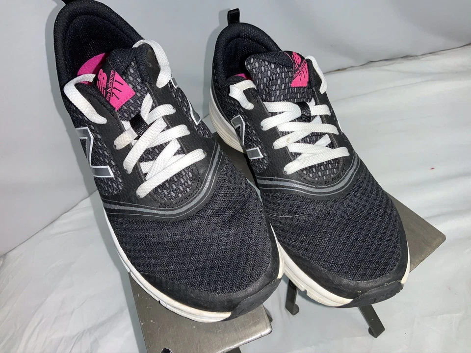 Новый баланс 711 размер 8 B женщин черный розовый кроссовки новом YGI G0S-231 - Изображение 4 из 4