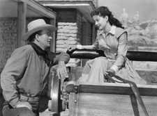 Gail Russell and John Wayne Unsigned photo -  Angel and the Badman *8