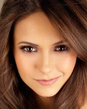 NINA DOBREV 8x10 PHOTO *