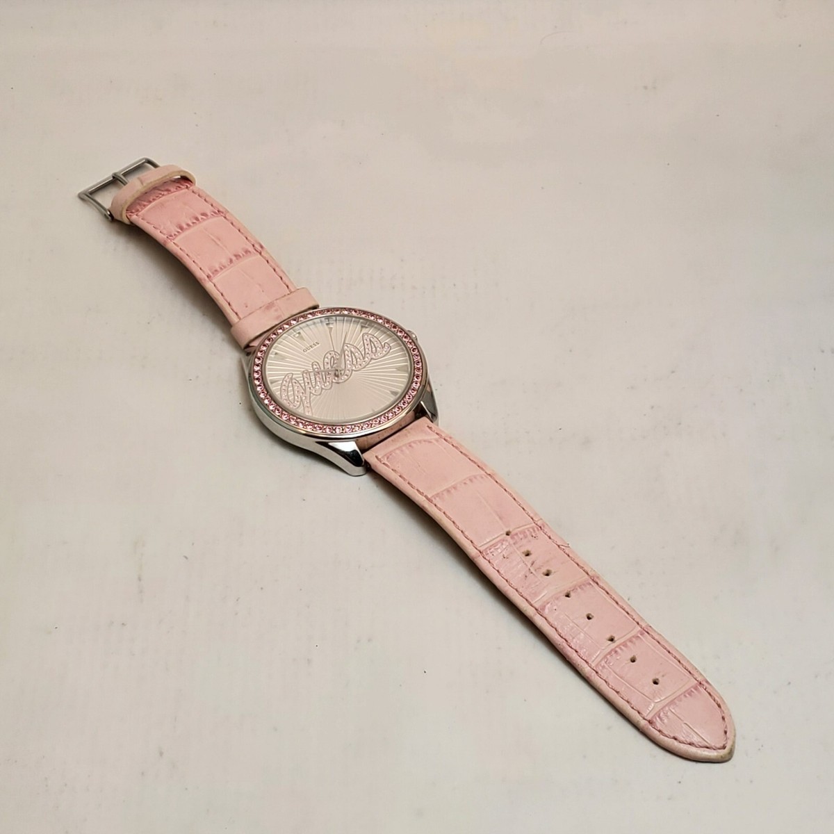 GUESS CELEBRATING 20 YEARS OF TIME JAPAN MOV display picture 2