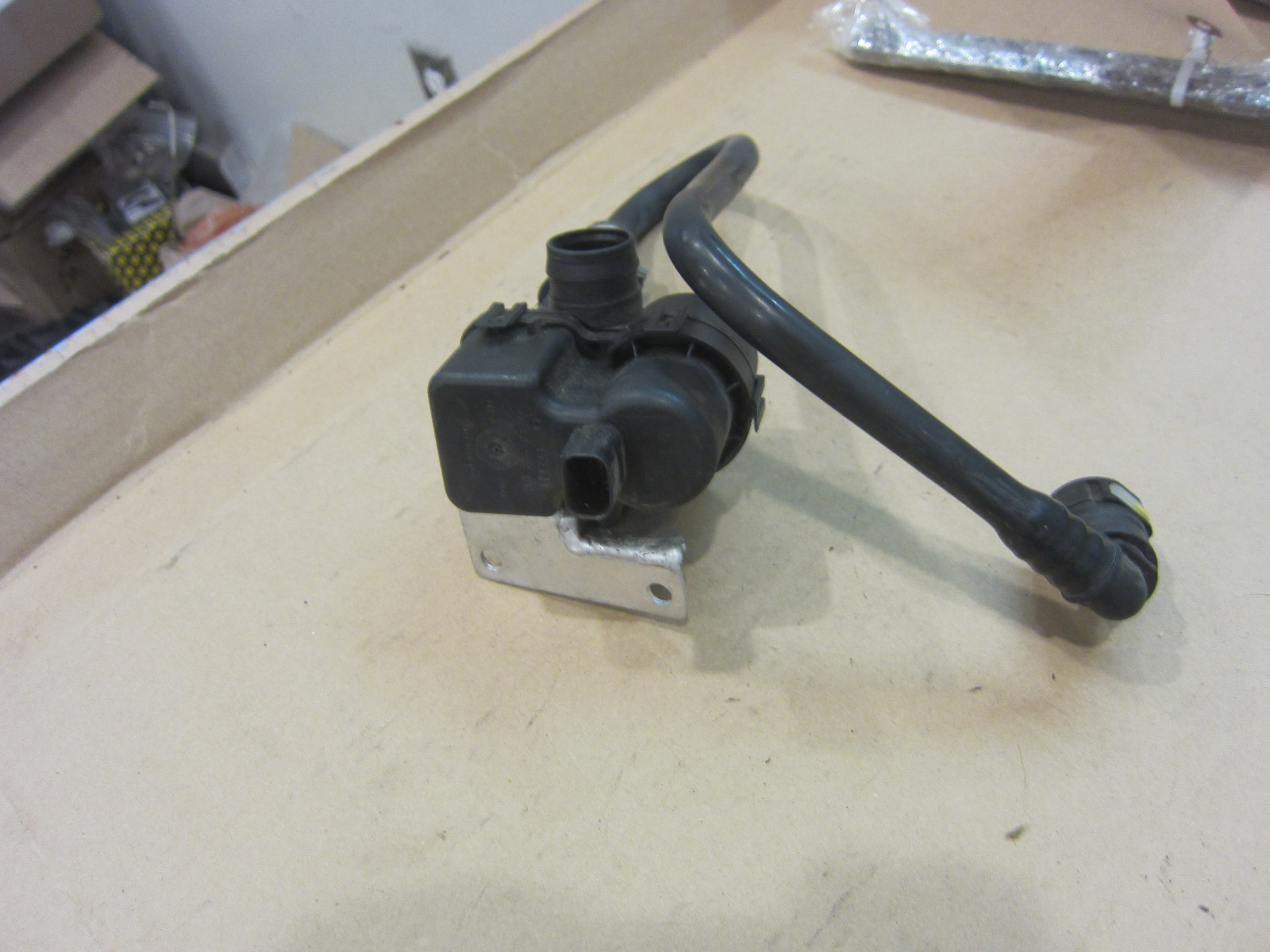 Maserati 4200 Coupe, Spyder - Diagnosis Pump - P/N 185405