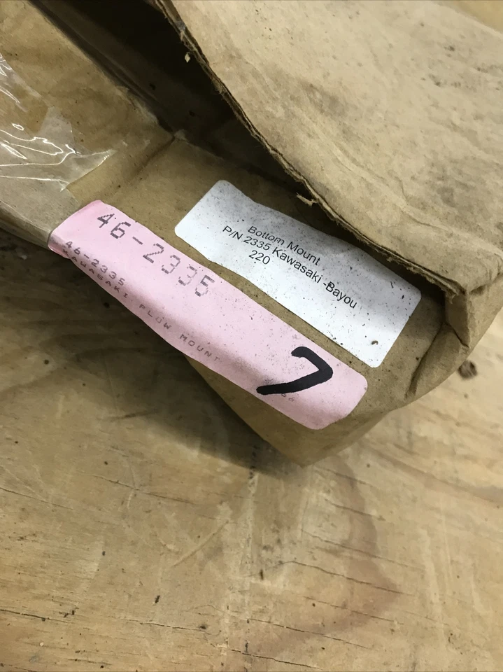 Soporte de placa de montaje de arado Kawasaki 250 Bayou Eagle americano mediados 02-06 hoja de nieve Foto 4 de 4