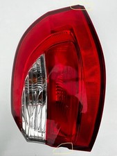 KIA RIO MK3 GENUINE REAR TAIL LIGHT RH RIGHT DRIVER SIDE 924021W2R (CRACK) .