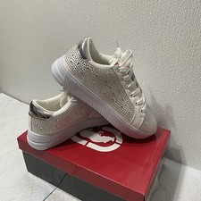 Red by Marc Ecko Amelia White  Shoes Size 8 Womens Sneakers