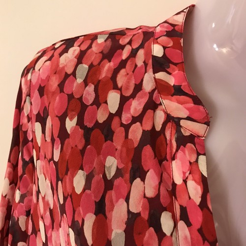 David Lawrence Silk Blouse Size 8 XS Pink Spot Print Long Sleeve V-neck Button - Picture 5 of 15