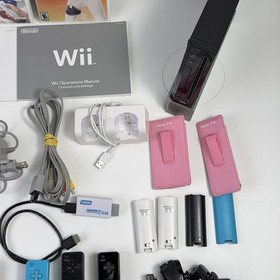 Nintendo Wii Black Console RVL-001 Bundle W/ lots of Accessories & Game Tested