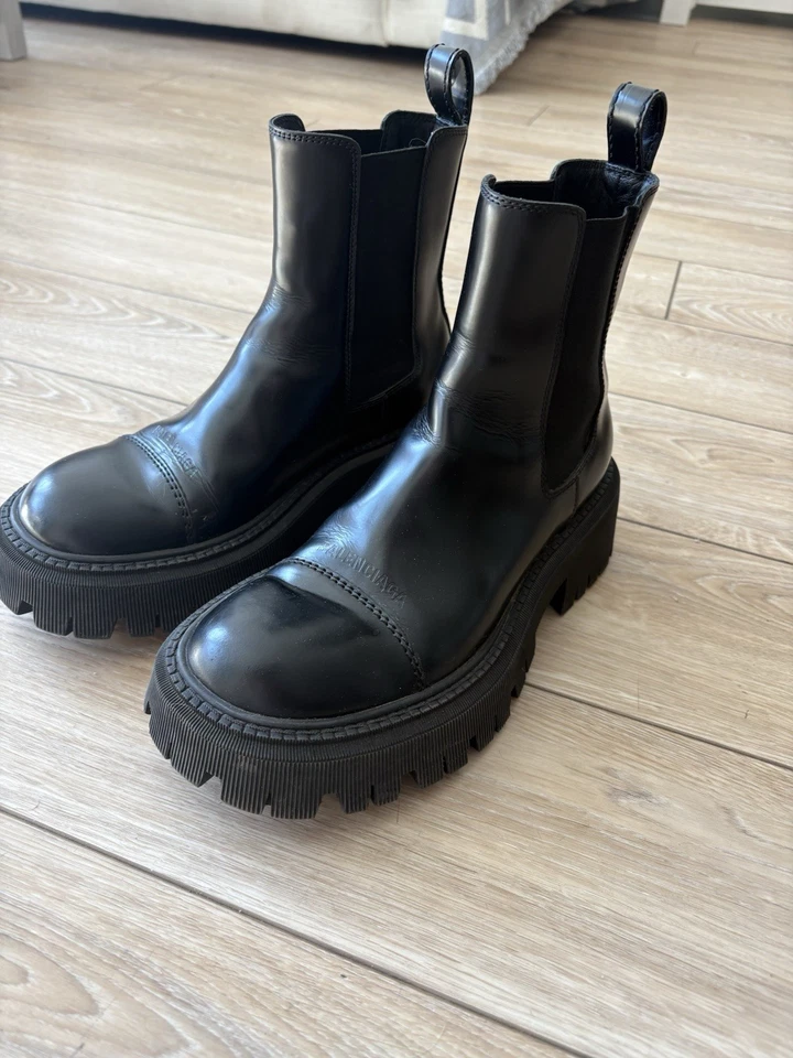 Botas pretas Balenciaga Chelsea, tamanho 38 - Imagem 4 de 4