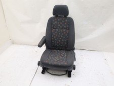 Fahrersitz vorn links Mercedes VITO 2 Bus 0009102922 Sitzfl&auml;che besch&auml;digt
