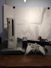 Microsoft XBox 360 White System 20GB HD w/ Controller  Kinect Missing Cables 