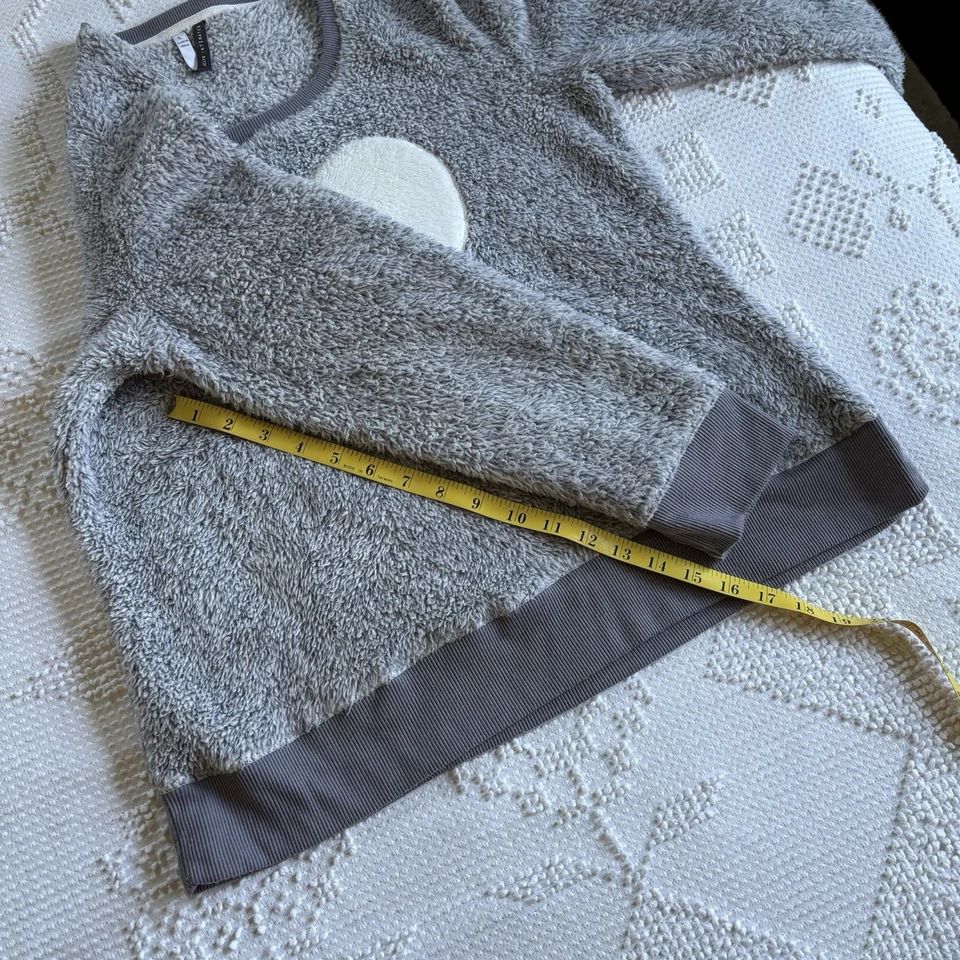 Jaclyn Intimates 女式大码聚酯纤维加绒灰色心形睡衣套装 — 第 4/4 张图片