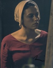 The Handmaid's Tale: HAND Signed Nina Kiri 10x8 Photo SEE VIDEO PROOF [19816]