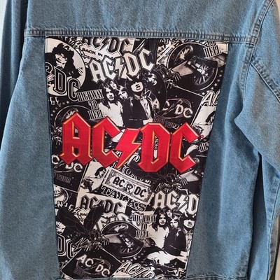 AC/DC Men's Blue Denim Jacket M Graphic Logo Button Accents Mid-Length Pockets