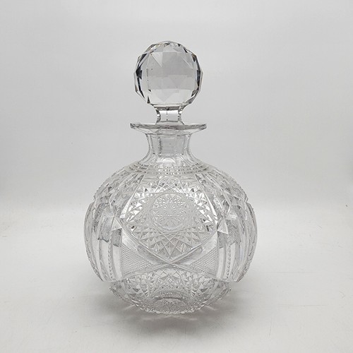 Amerikanische Brillantschliff Glas Bergen Karaffe gekerbte Prismen über Kochfeld Sterne 10" Höhe