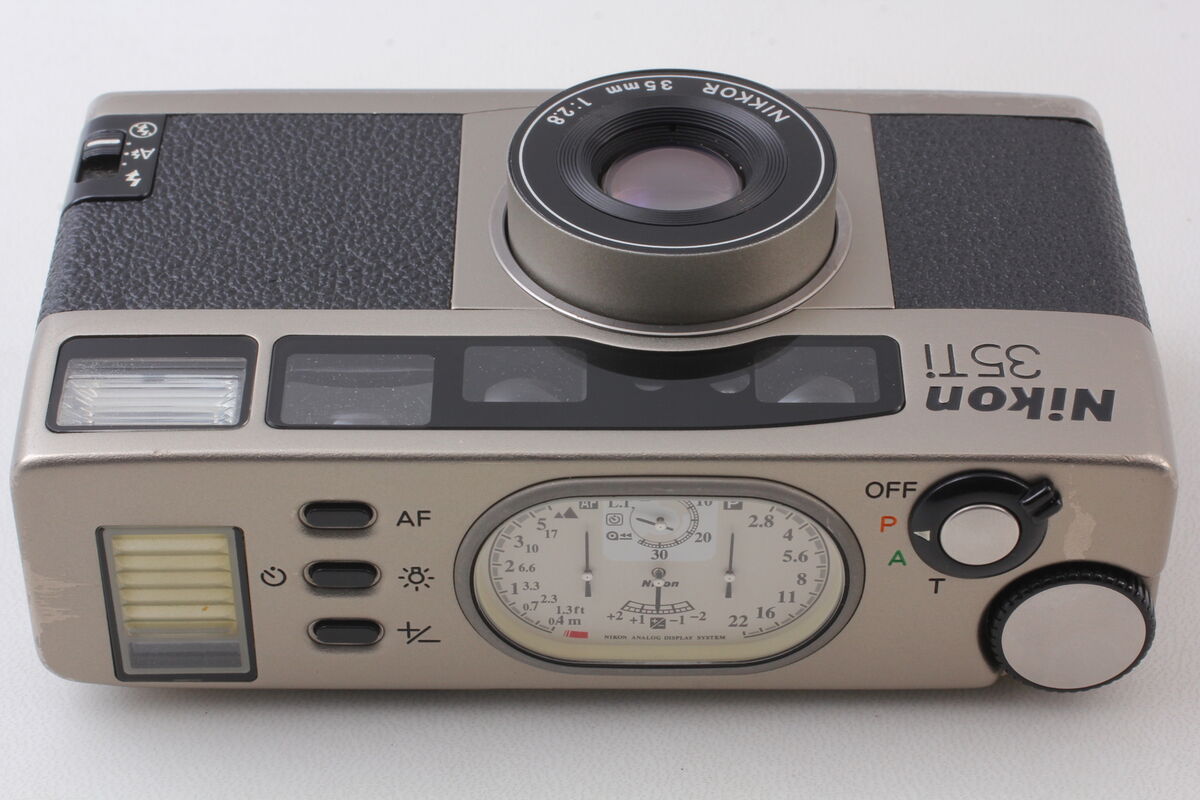 Near Mint* Nikon 35Ti Point&Shoot Film Camera Nikkor 35mm F2 Near Mint* Nikon 35Ti Point&Shoot Film Camera Nikkor 35mm F2