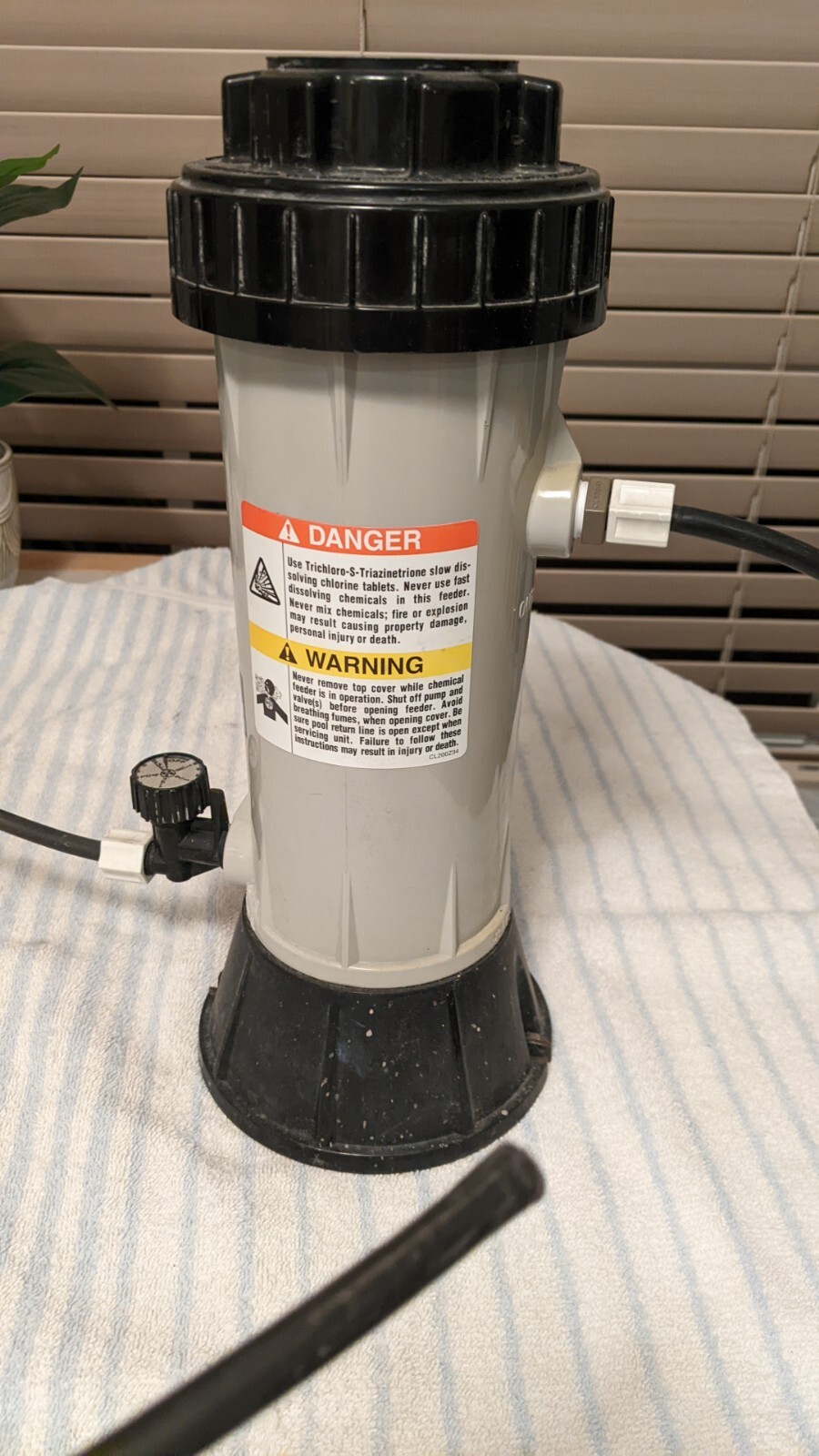 USED Hayward CL110 Automatic Pool OffLine Chemical Chlorine Feeder