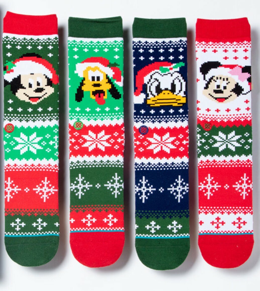 Disney Mens Socks, 5 Pack Novelty Socks, Pluto Donald Goofy Disney