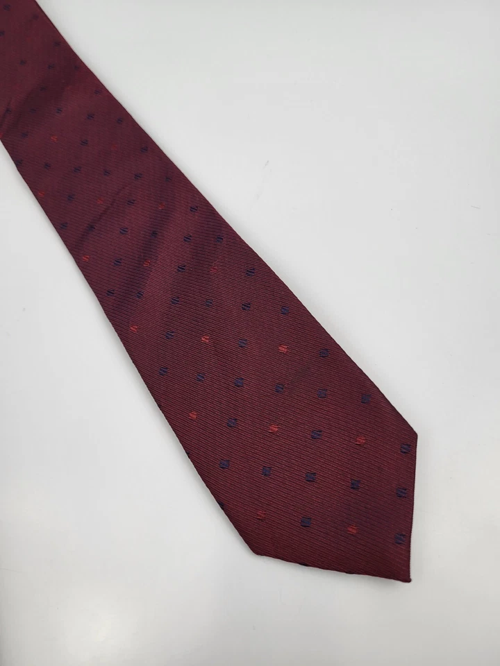 Bar III Silk Tie Red Black Geometric Men Necktie Skinny Slim 59 x 2.3/8 - Image 3 of 4