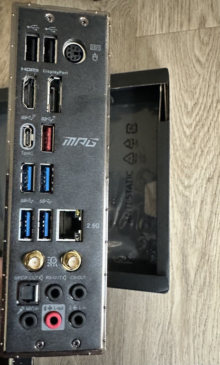 Intel® Core™ I7-10700K in MSI MPG Z940 Gaming Edge