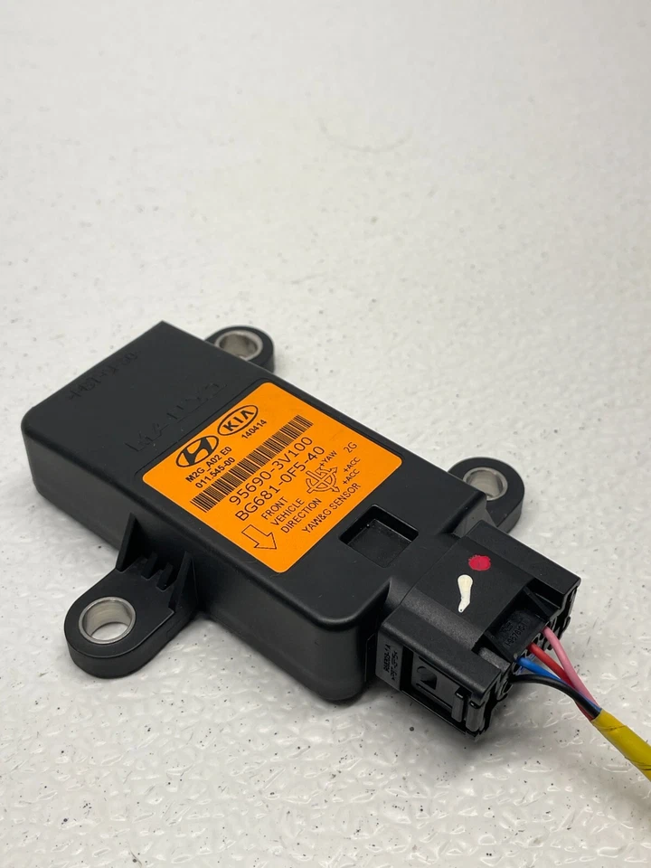 Hyundai Accent Veloster Cadenza 2010-2015, conjunto de sensores de velocidad de guiñada y giroscopio OEM Foto 3 de 4