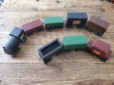 Vintage Wooden Train Set Lot of 8 Year Unknown 1940s 50s 60s 70s? Rock Island