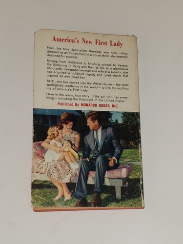 JACQUELINE KENNEDY by Deane & David Heller (1961) Monarch pb First Publication - Picture 9 of 15