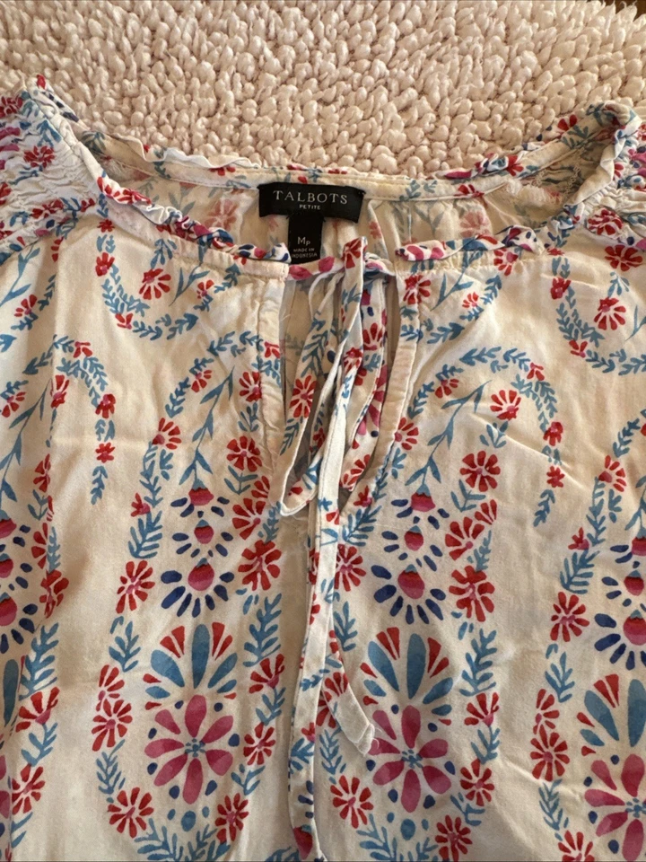 Camisa feminina Talbots Petite M média PM multicolorida paisley top camponesa batida - Imagem 4 de 4