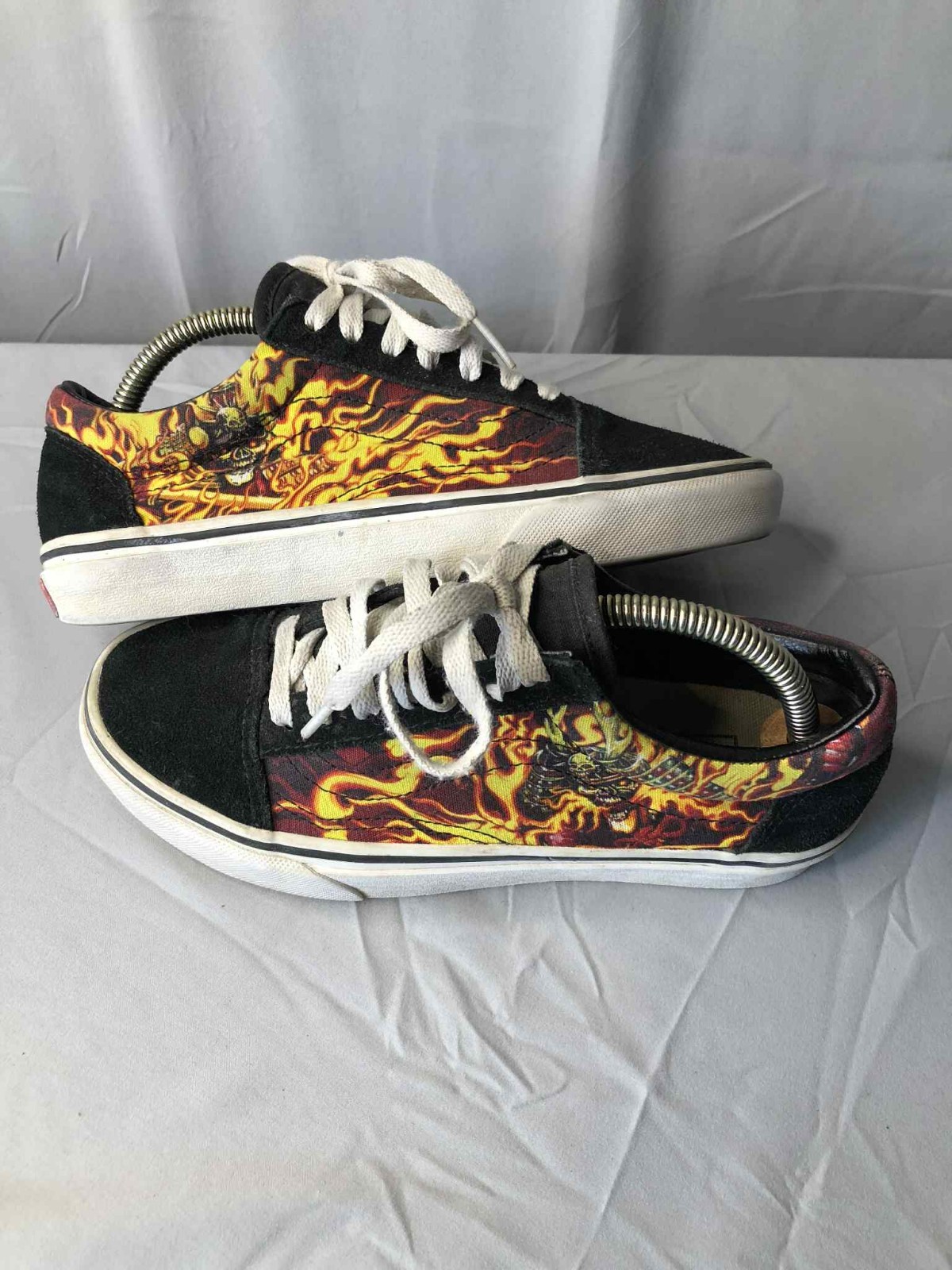 Size 5 - VANS Old Skool Samurai Rising Canvas Suade Flames Skull thumbnail 2