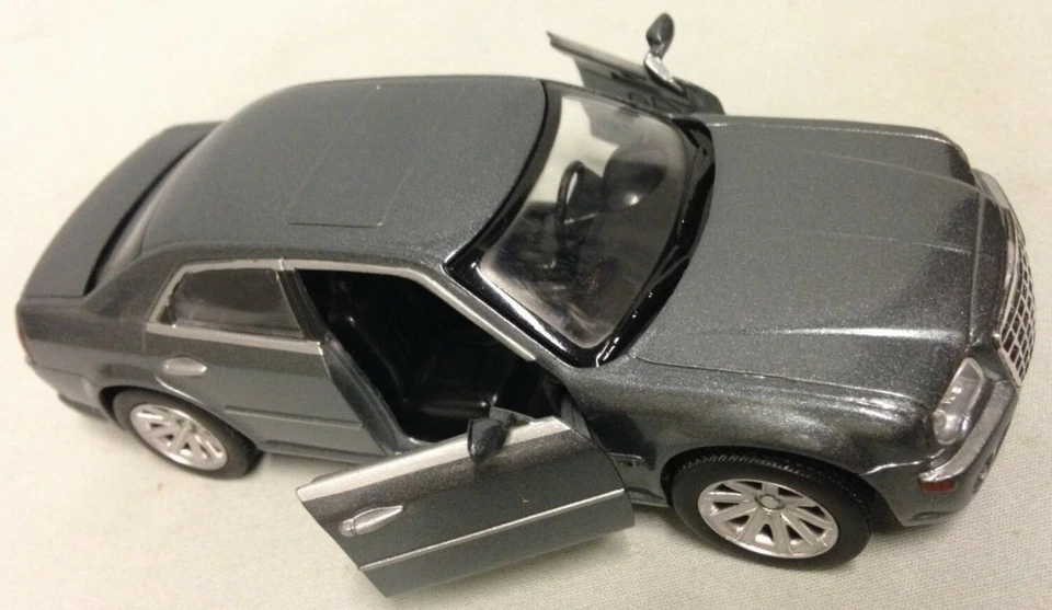 NEWRAY, CHRYSLER 300C Dark Gray, 1/32, NEW50433HH - Image 3 of 4
