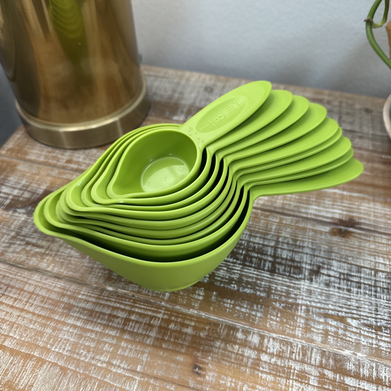 RARE Vtg Randy Kaas POURfect Mixing Bowls 11 pc Nesting Cups & 2 Bowls Green USA