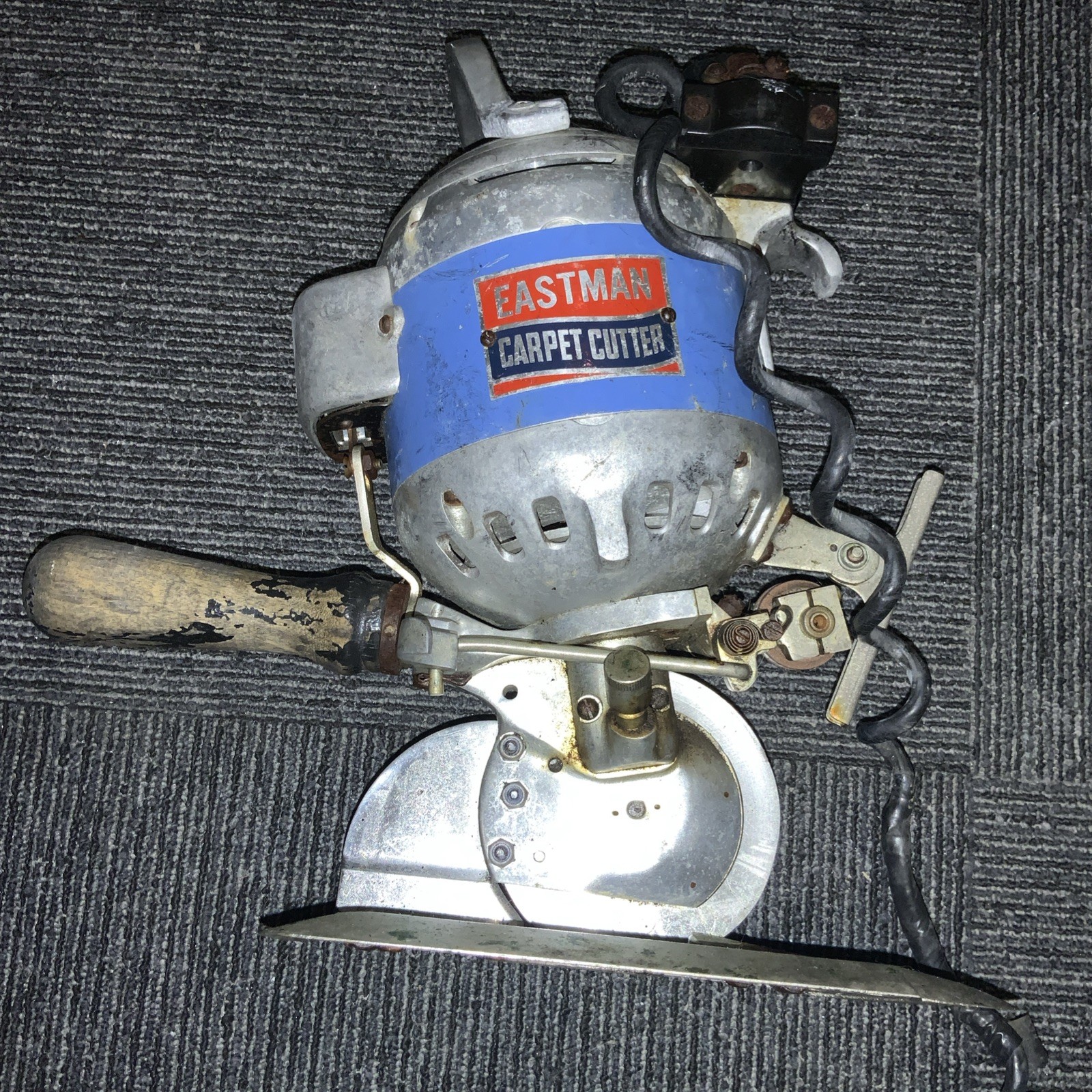 Eastman Carpet Cutter Industrial Fabric Cutter 110V Corded - Made In USA
