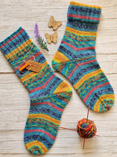 Handgestrickte Damen Socken 38/39 – 4-fach Sockenwolle Opal, Schaft 18 cm