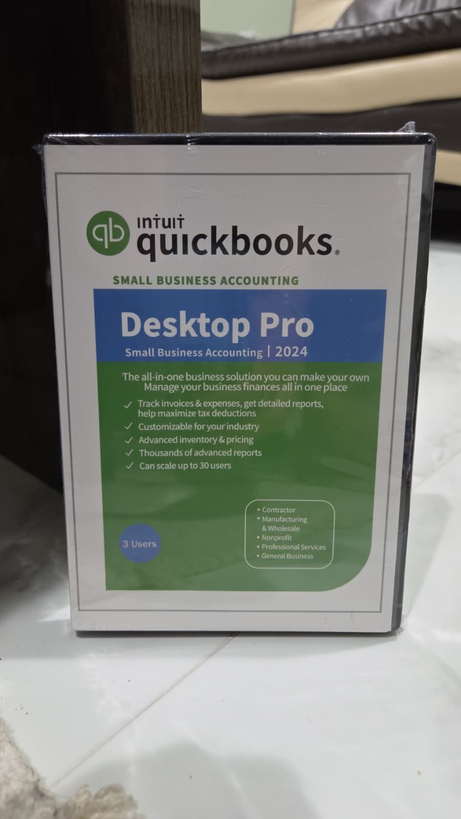 INTUIT QUICKBOOKS DESKTOP PRO 2024 FOR WINDOWS – RETAIL BOX – 3 USER – ORIGINAL