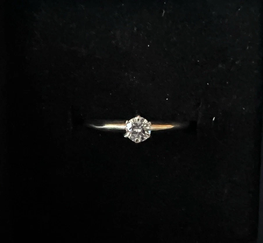 14K White Gold Ladies Engagement Ring with .20 TCW Diamond, Size 7,  1.6 Grams - Image 4 of 4