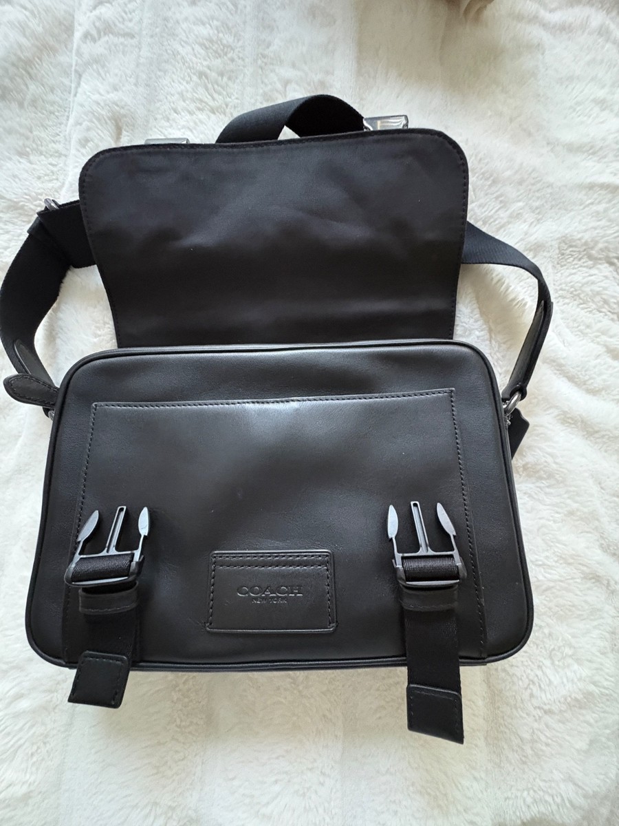 Coach Track Messenger bag (Style C2715/G2715) black, great