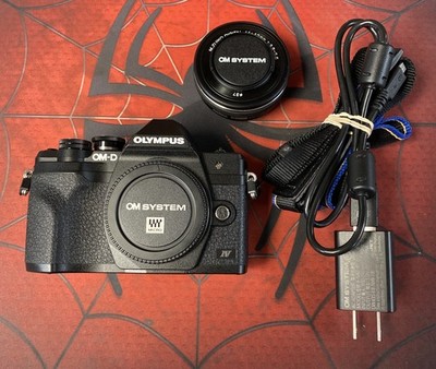 OLYMPUS OM-D IV E-M10 w/14-42mm Lens