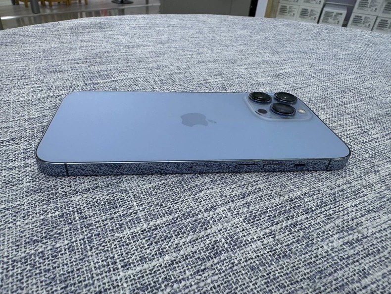 Apple iPhone 13 pro max 128/256GB Unlocked 5G Smartphone all