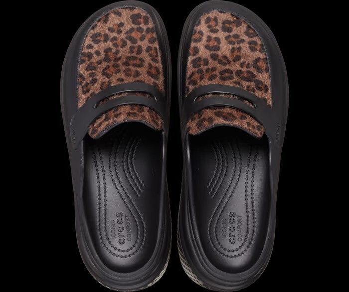 NEW CROCS Stomp Leopard Loafer 210366 Black / Multi Animal M5/W7