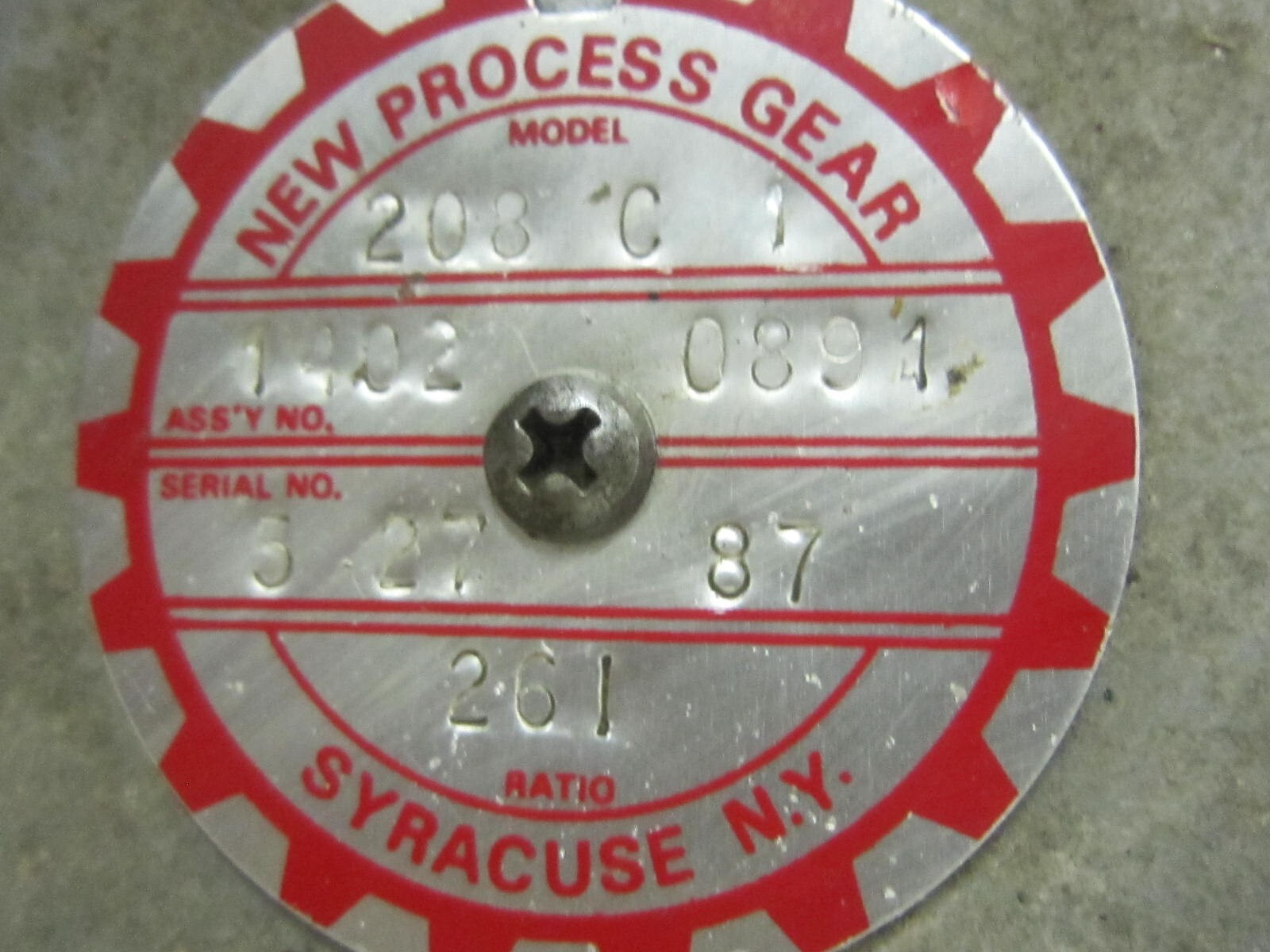 CHEVY NP208C TRANSFER CASE PASSENGER SIDE DROP 27 SPLINE 8188 CHEVY