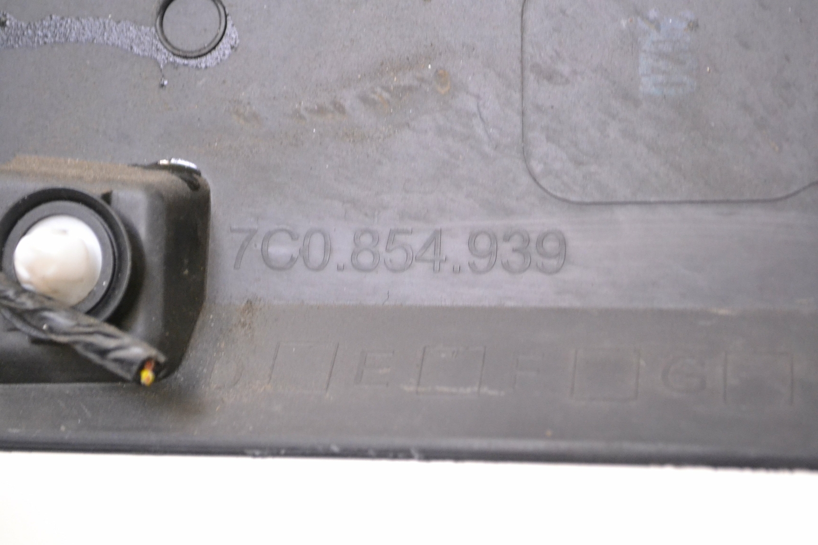 VW Volkswagen Crafter 2018 Onwards Left Door Moulding Trim P/n  