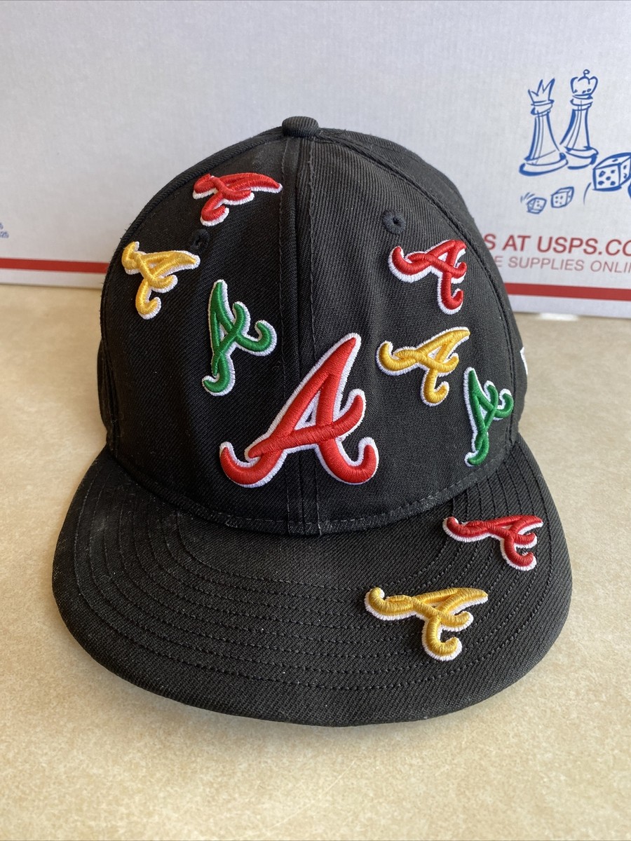 New Era 59FIFTY Atlanta Braves Scattered Logos Fitted Hat Size 7 5 