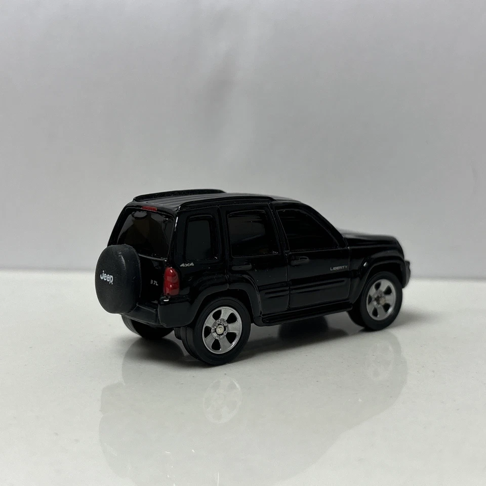 2002-2007 Jeep Liberty KJ 3.7L Collectible 1/64 Scale Diecast Diorama Model - Image 2 of 4